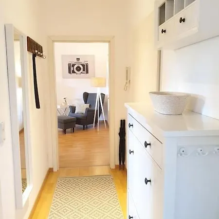 2 Apt In The Heart Of Neustadt With Balcony Dresden
