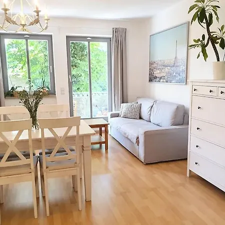 2 Apt In The Heart Of Neustadt With Balcony
