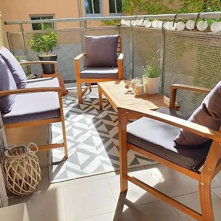 2 Apt In The Heart Of Neustadt With Balcony شقة *