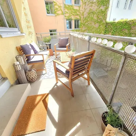 2 Apt In The Heart Of Neustadt With Balcony دريسدن